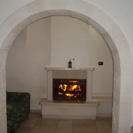 Trulli Convertini Locorotondo