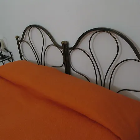 Ξενοδοχείο με διαμερίσματα Trulli Convertini Locorotondo